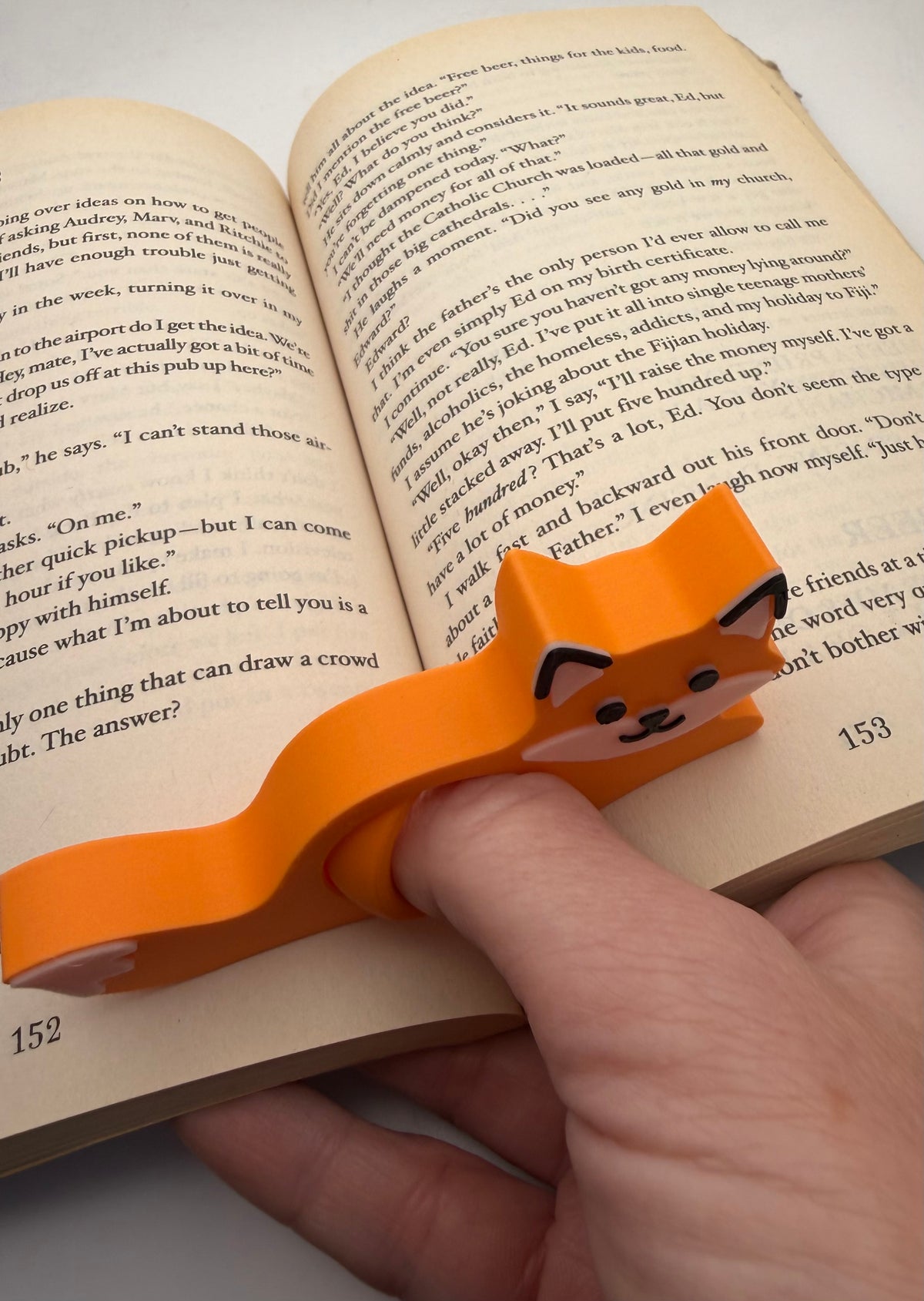 Fox Swivel Page Holder No. 4 – thumb book holder – photo 1