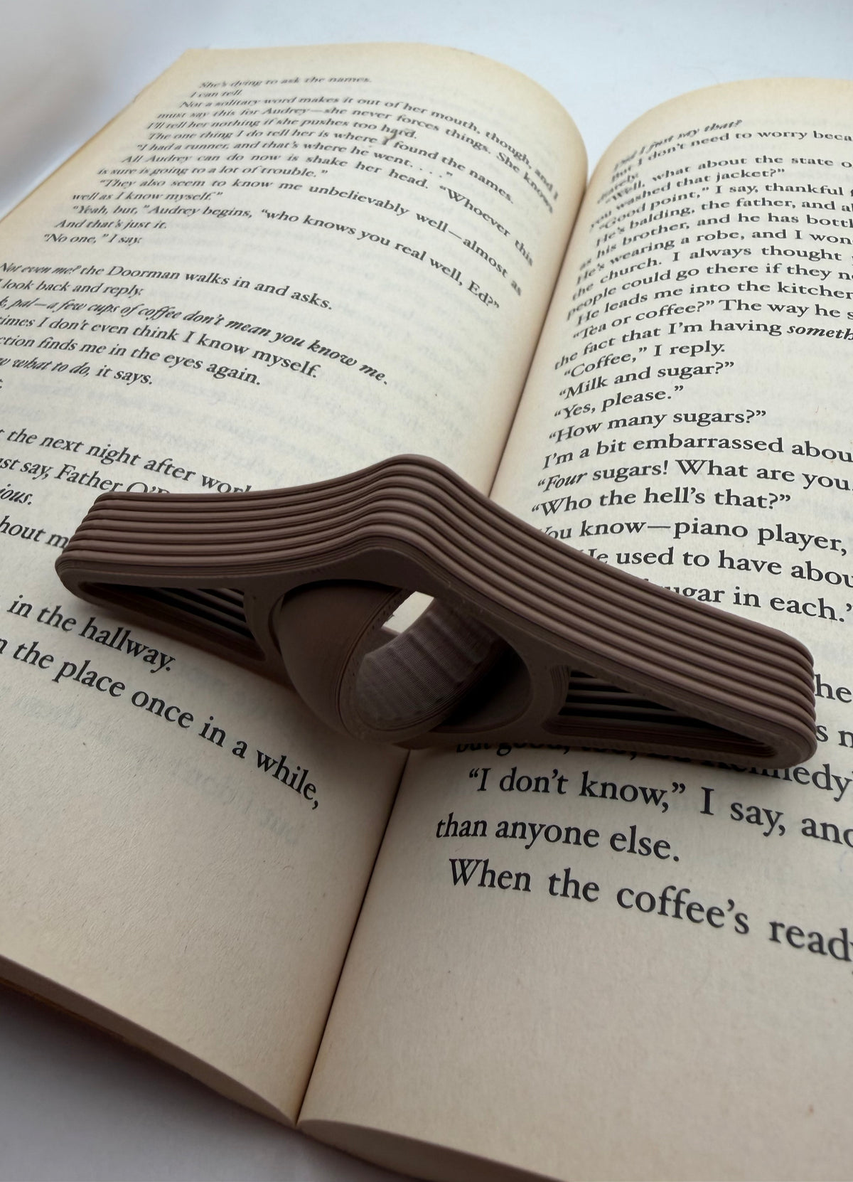 Swivel Thumb Page Holder No. 3 – book page holder – photo 3