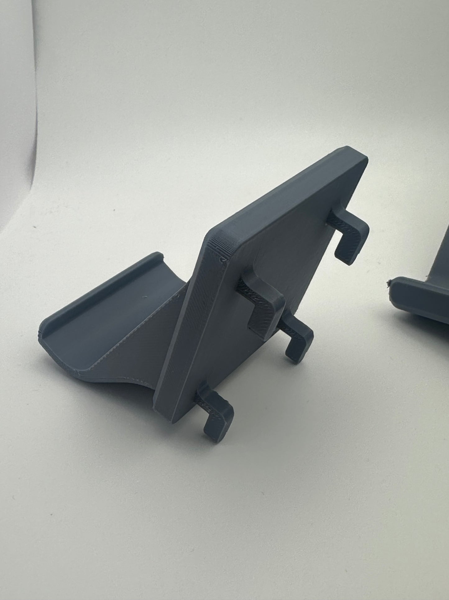 Modular Skadis Gaming Starter Bundle – Headset Holder, Controller Docks, Phone Stand & Cable Organisers (UK Delivery Included)