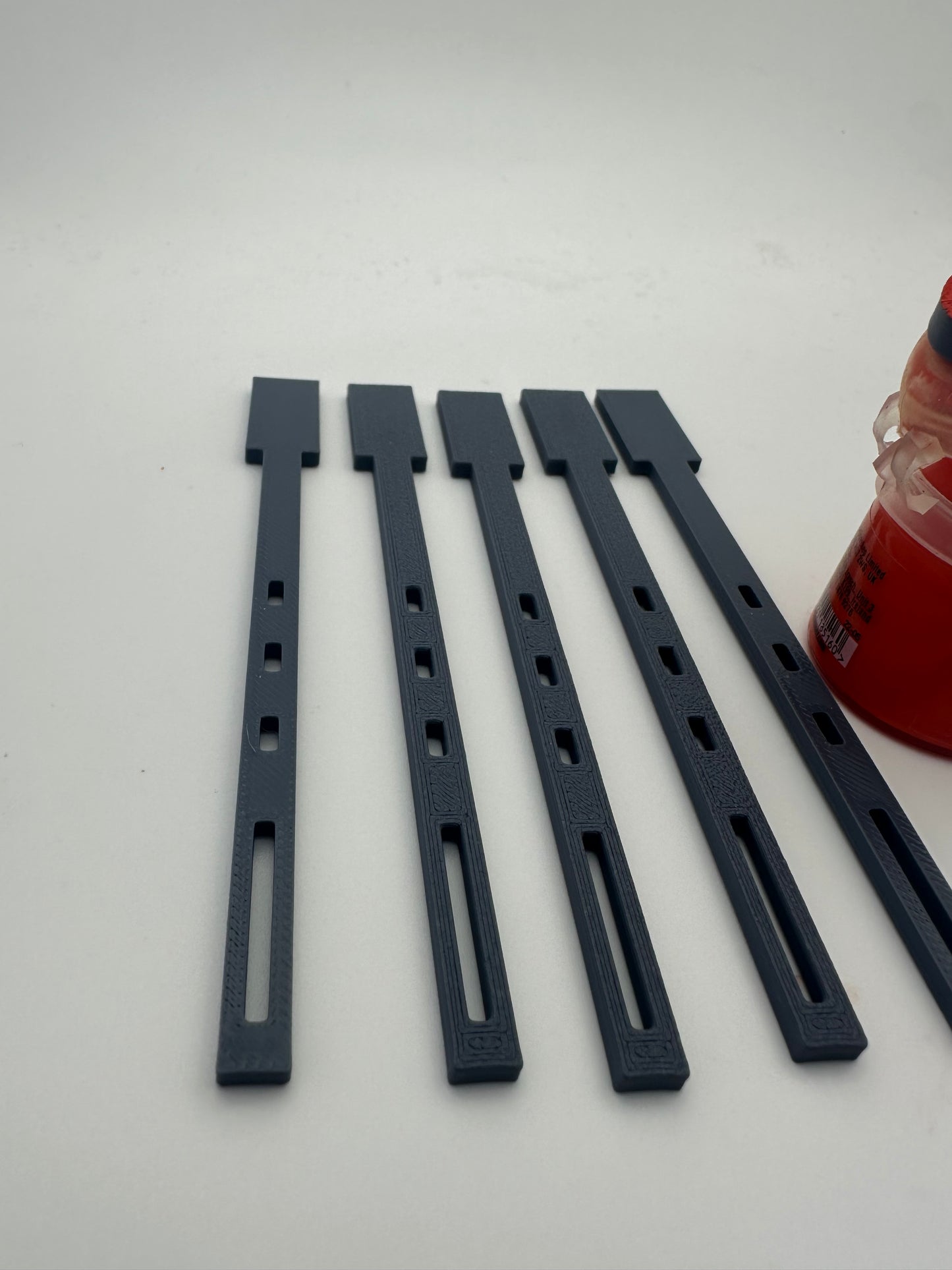 Miniature Paint Stirrer Tools for Acrylic Hobby Paint Pots – 3D Printed Paint Mixer Sticks – UK Delivery Included