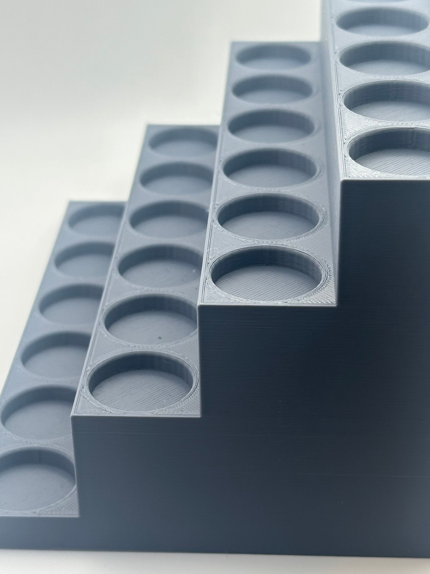 Miniature Paint Rack – 36 Dropper Bottle Storage – Fits Vallejo, Army Painter & D&D Paints – Tiered Hobby Paint Organiser – UK Delivery Included