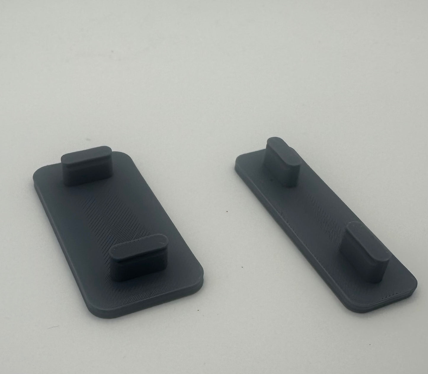 Modular Skadis Pegboard Starter Set – 240×240 Panels with Connectors (Wall Mount or Freestanding)
– UK Delivery Included