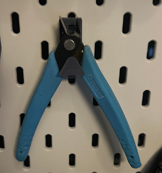 SKÅDIS Model Cutter Hooks (Pack of 3) – Hobby Tool Holder – UK Delivery Included