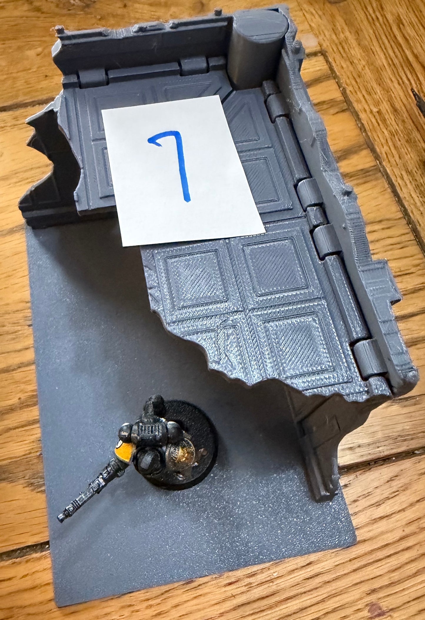 Foldable 11th Edition Compatible Terrain Set | With or Without Footprints