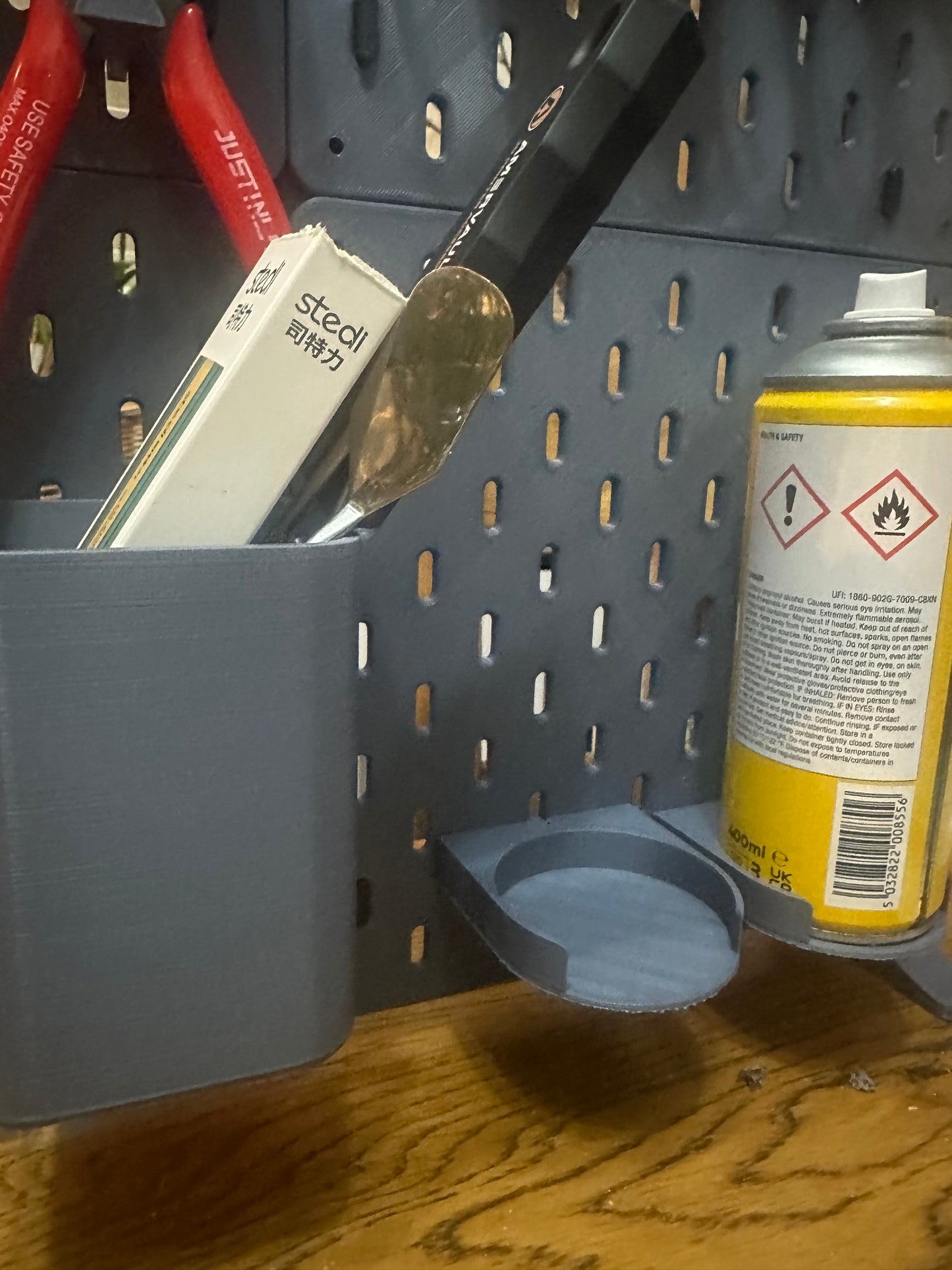 Accessory Starter Bundle for Modular Pegboard Paint Station – UK Delivery Included