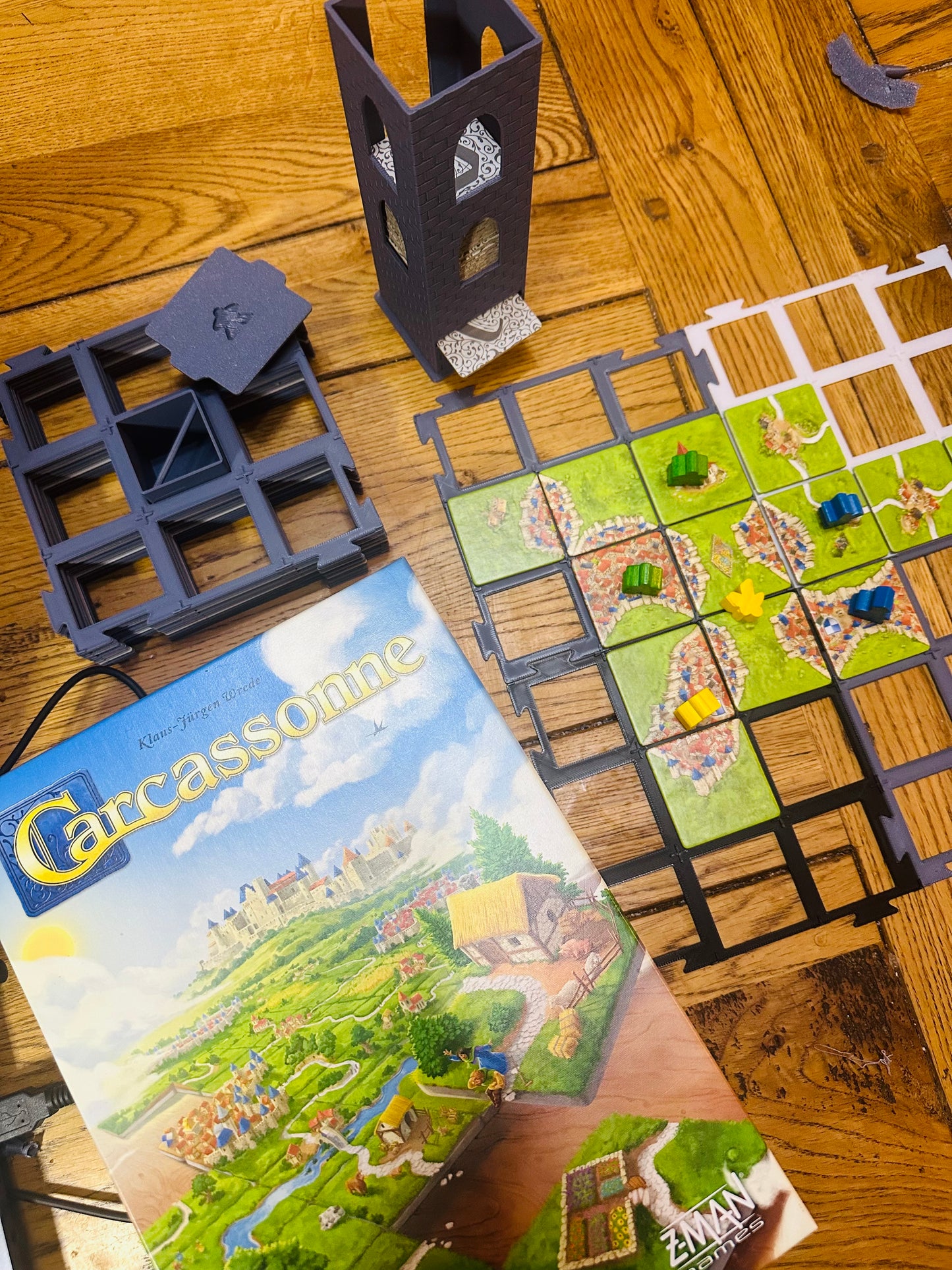 Carcassonne Tile Grid Set x20 with Tile Tower Dispenser & Grid Holder