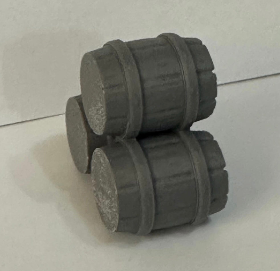 Miniature Barrel Pile – 28 to 32mm Scatter Terrain - UK delivery included.