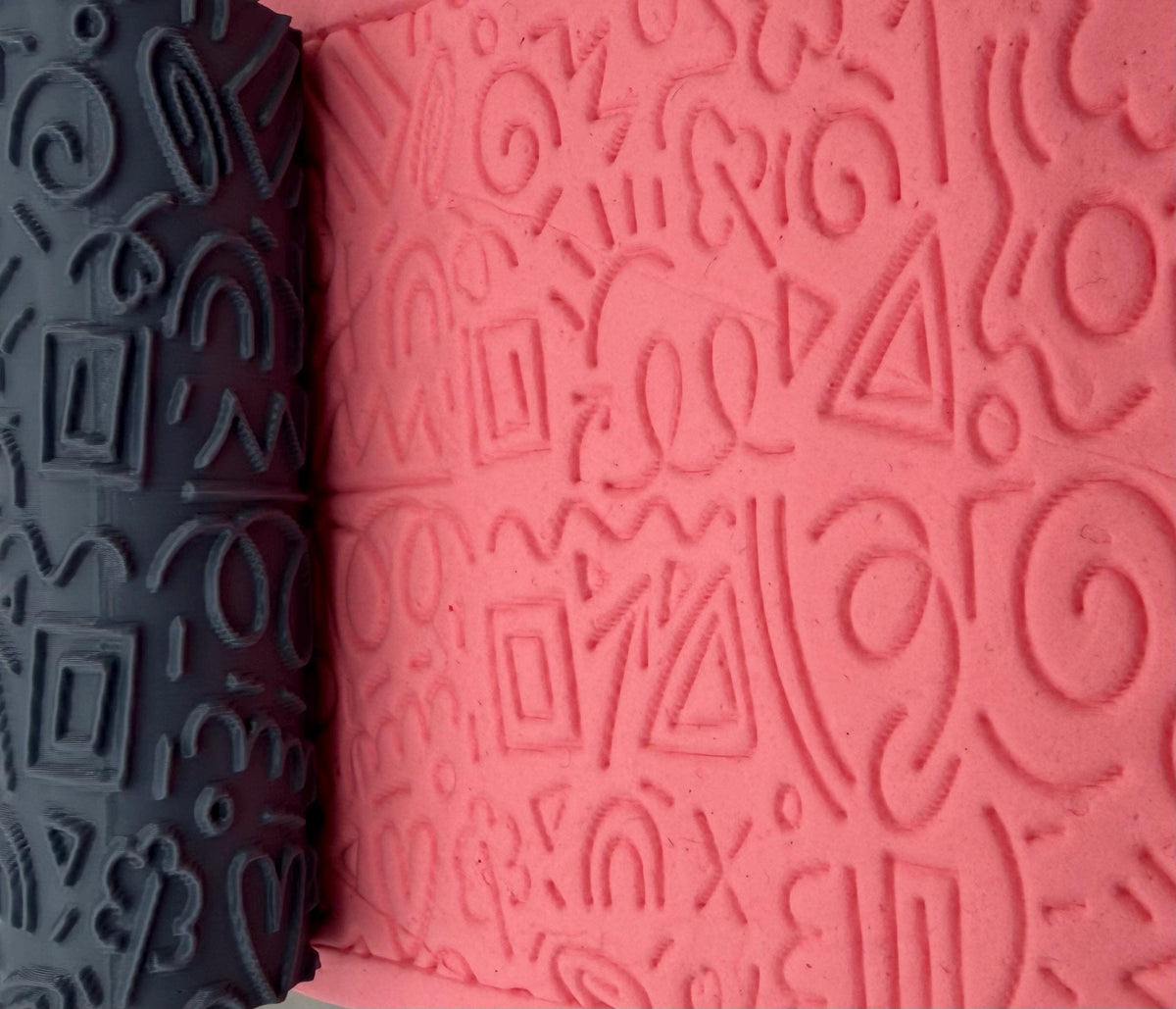 Doodles Deboss Texture Roller No. 48A