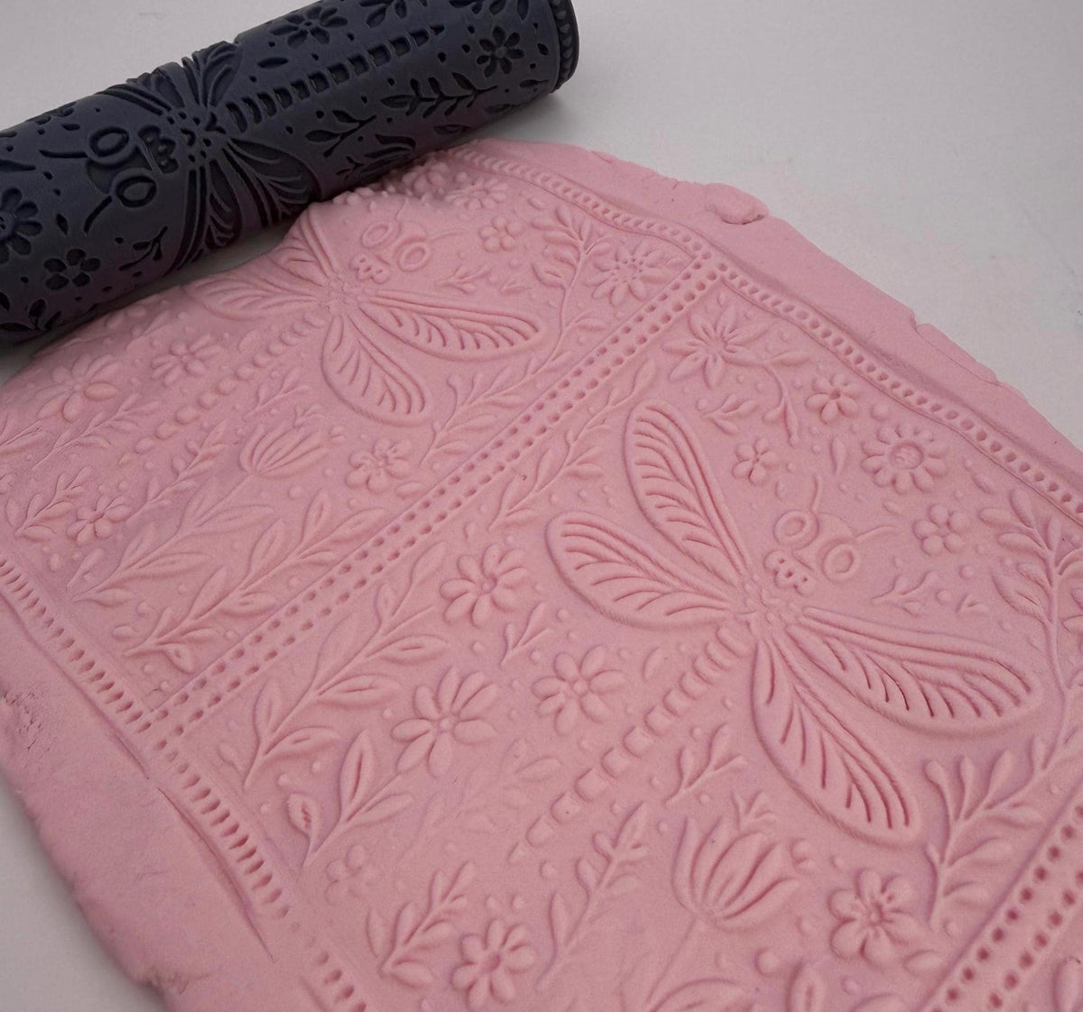 Dragonfly Floral Emboss Texture Roller No. 4B