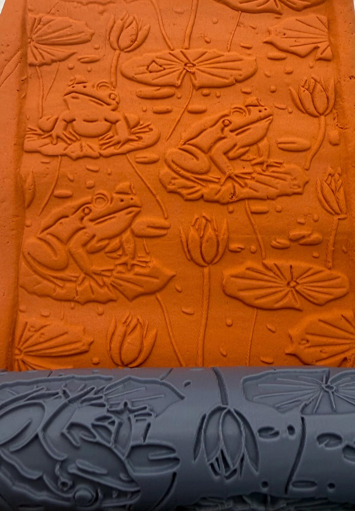 Frog & Lily Pond Texture Roller No. 62
