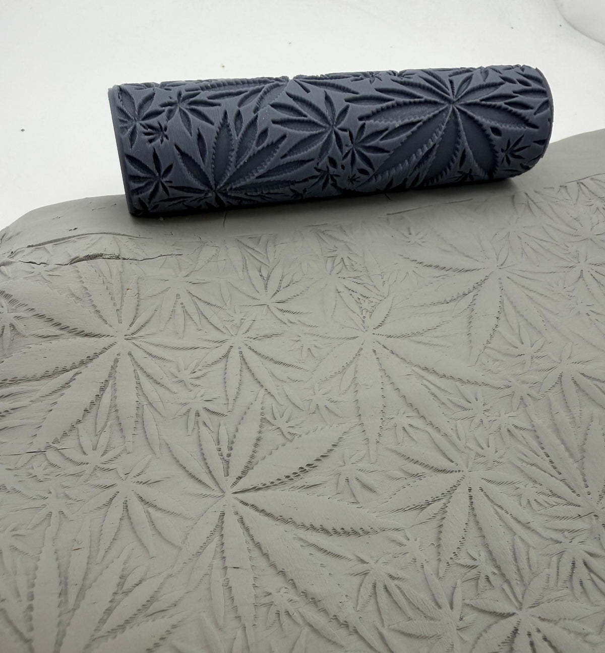 Cannabis Hemp Emboss Texture Roller No. 11A
