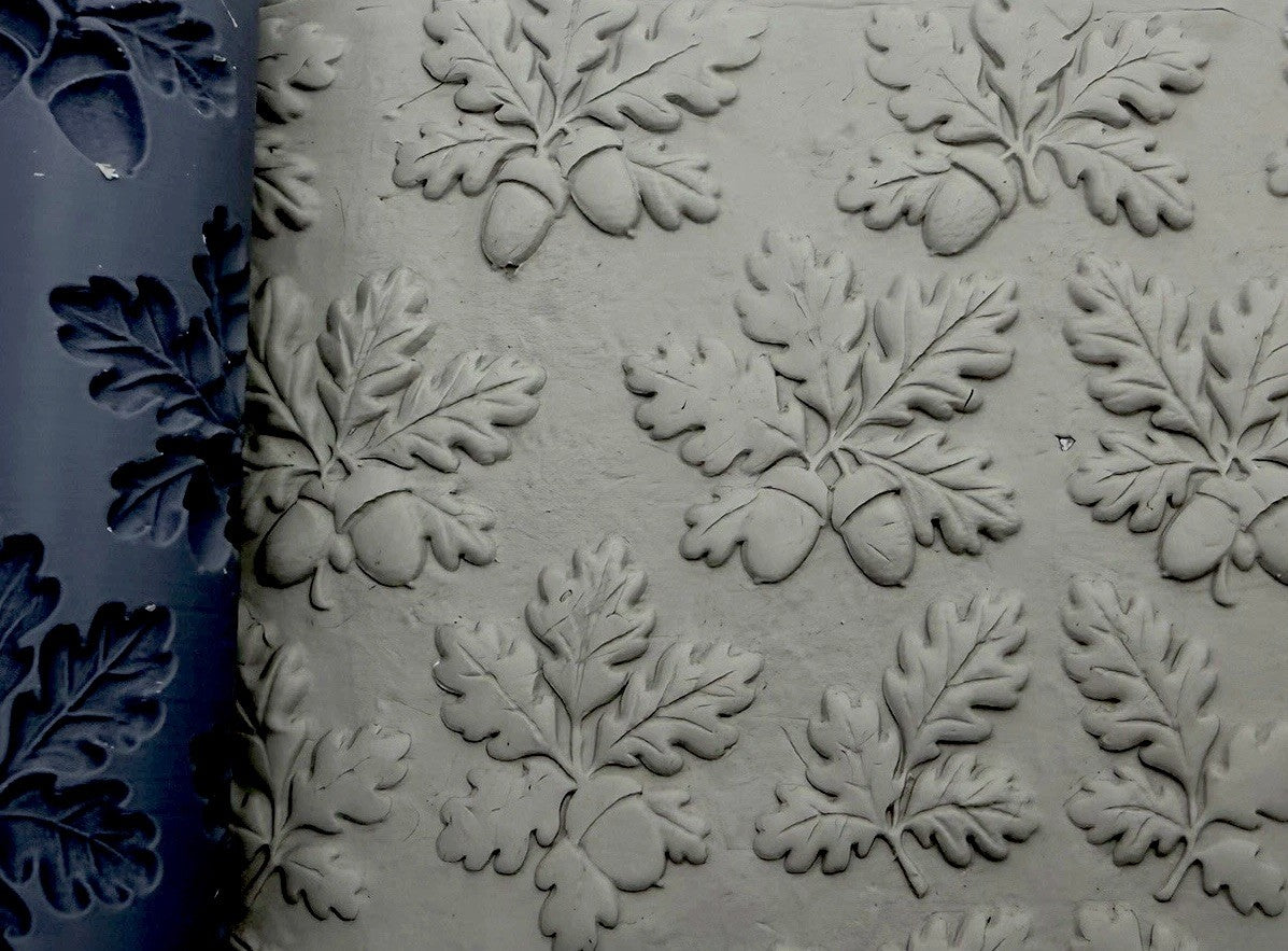 Oak Leaf & Acorn Emboss Texture Roller No. 20