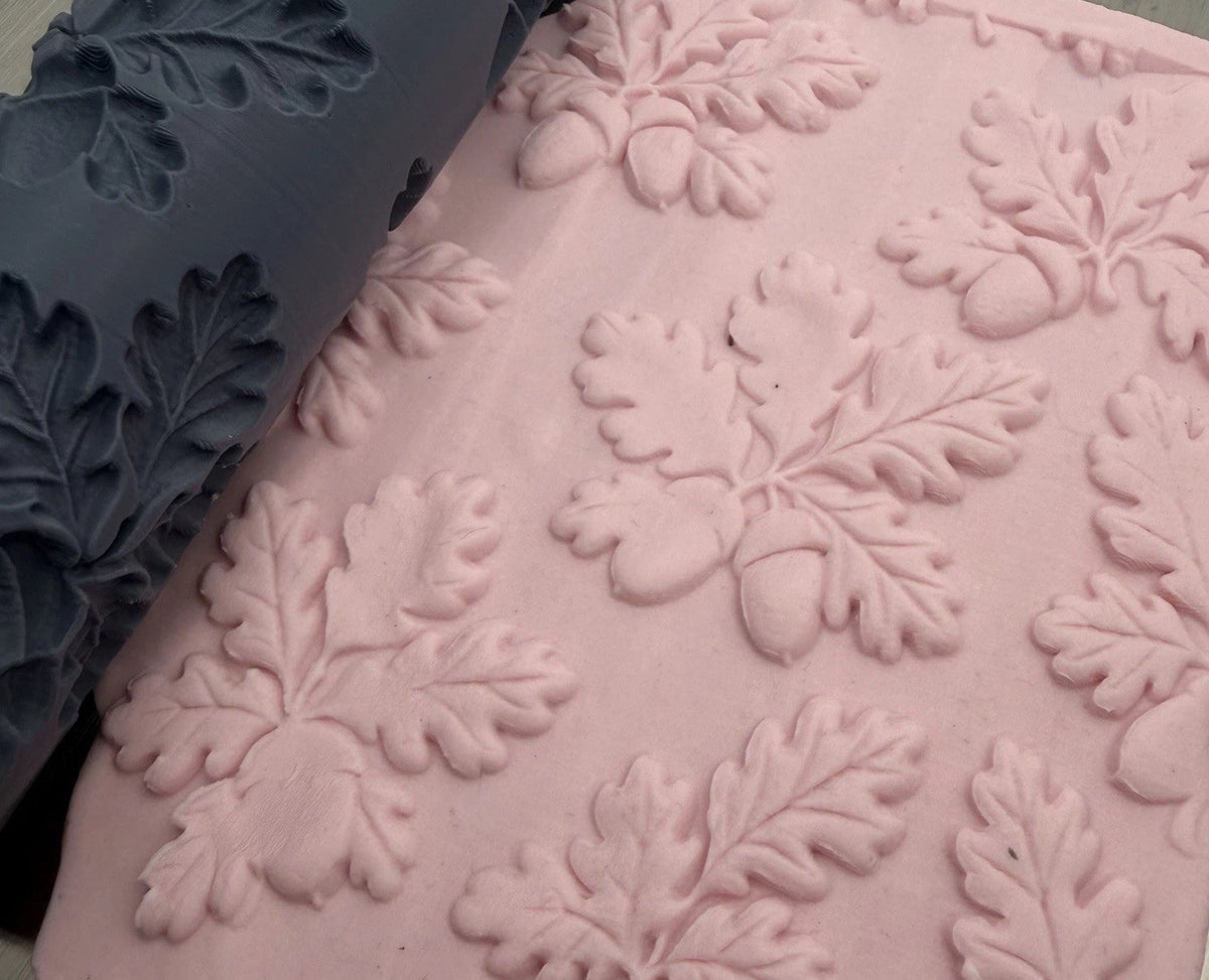 Oak Leaf & Acorn Emboss Texture Roller No. 20