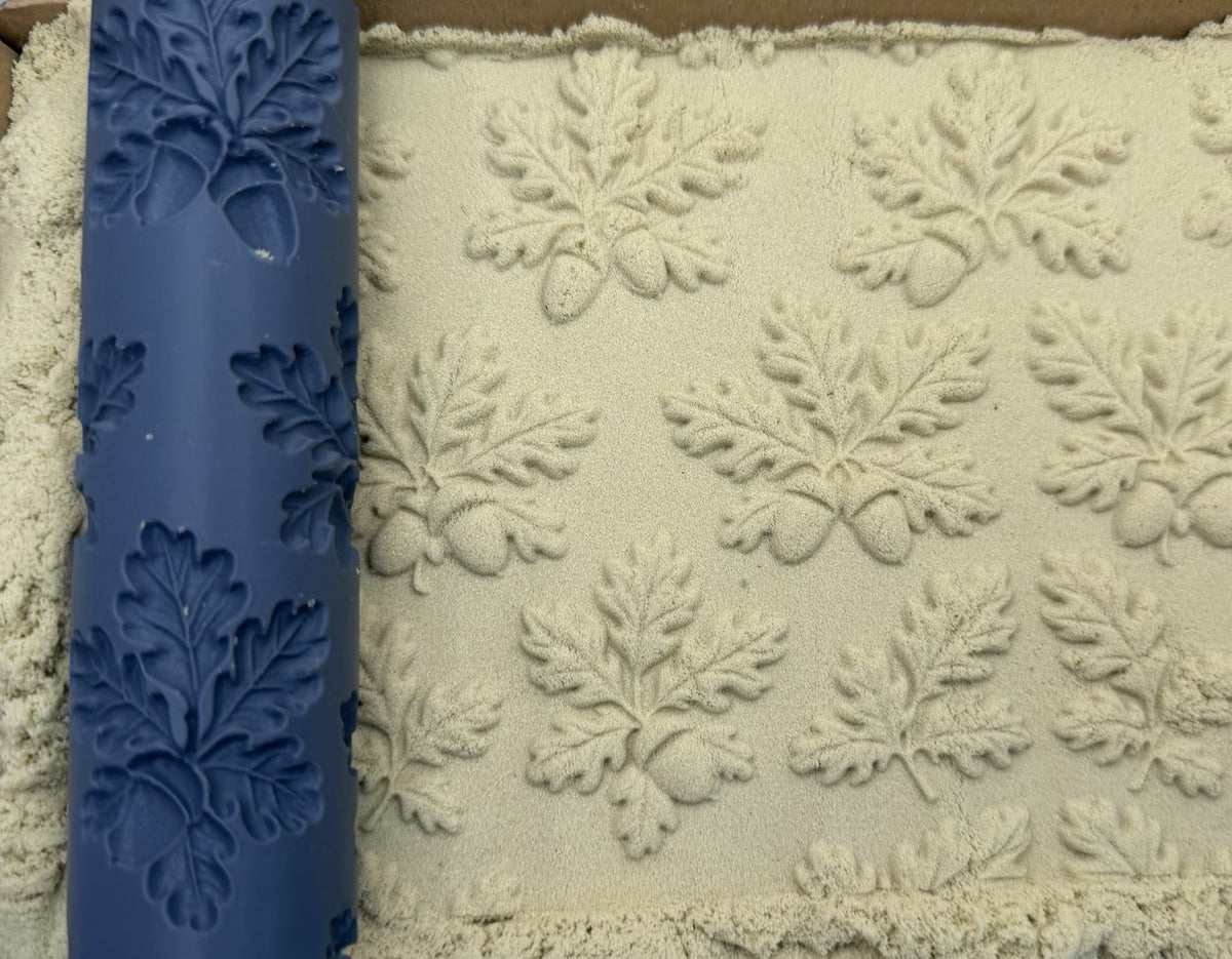 Oak Leaf & Acorn Emboss Texture Roller No. 20