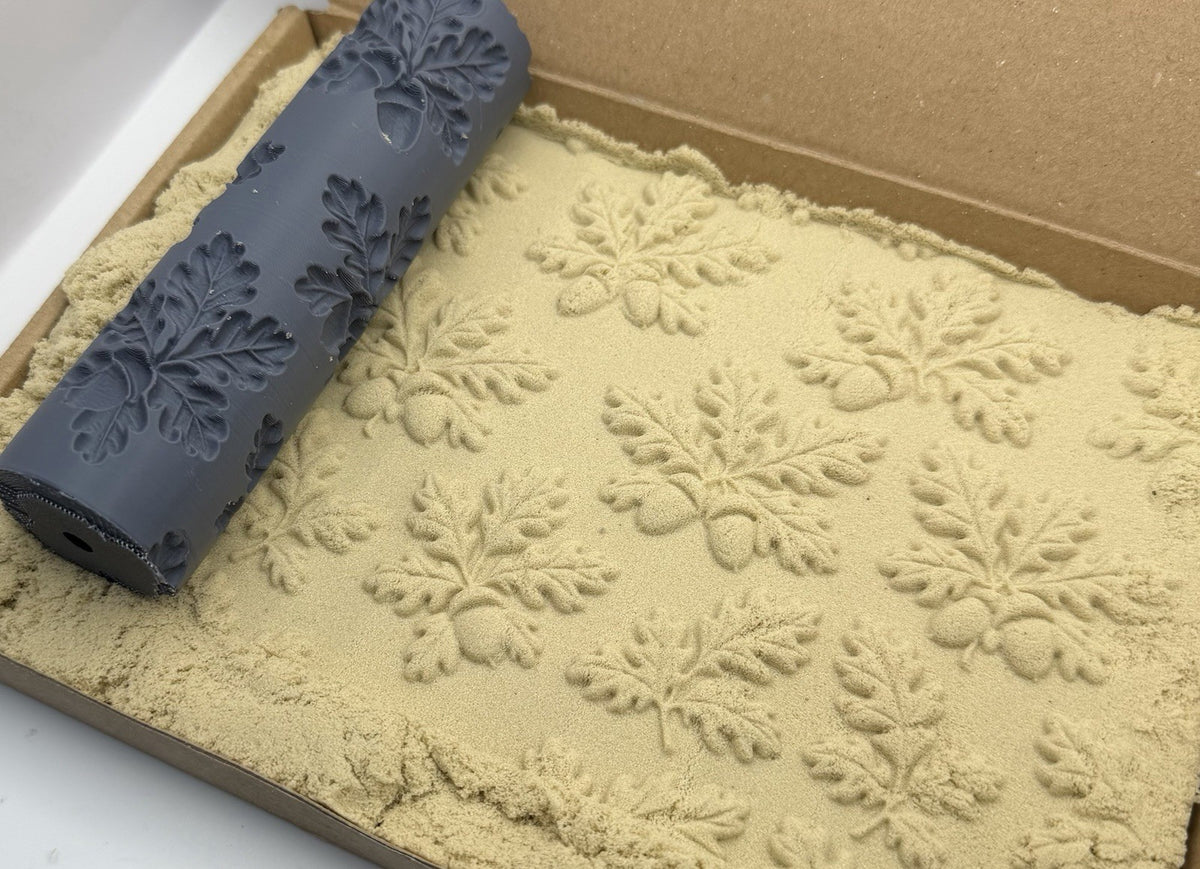 Oak Leaf & Acorn Emboss Texture Roller No. 20