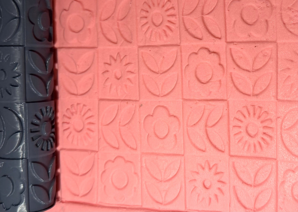 Retro Flower Tiles Texture Roller No. 76B