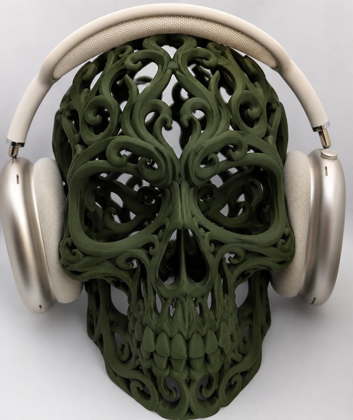 Gothic Skull Headphone Stand - Ornate Filigree Headset Holder - Dark Green PLA