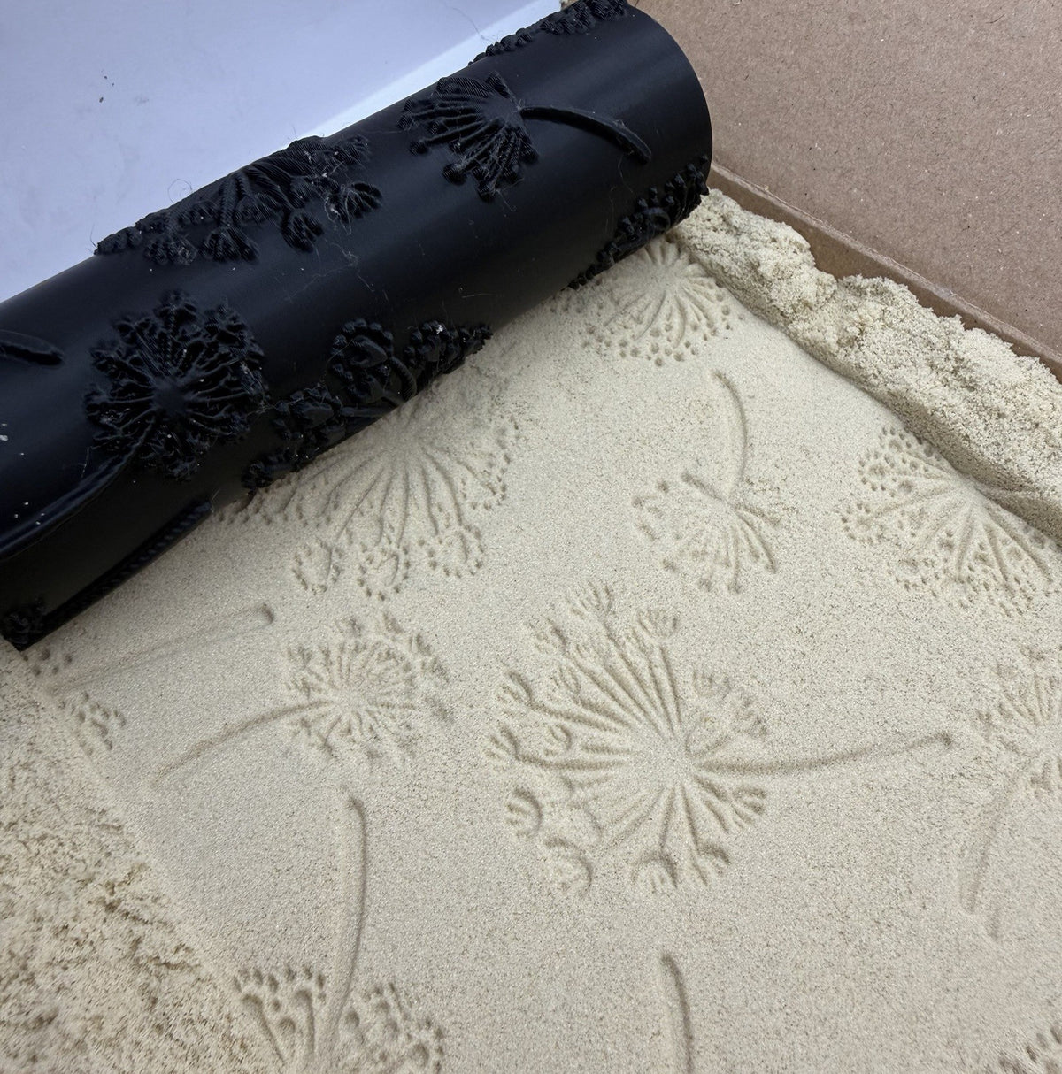 Dandelion Emboss & Deboss Texture Roller Pair No. 14