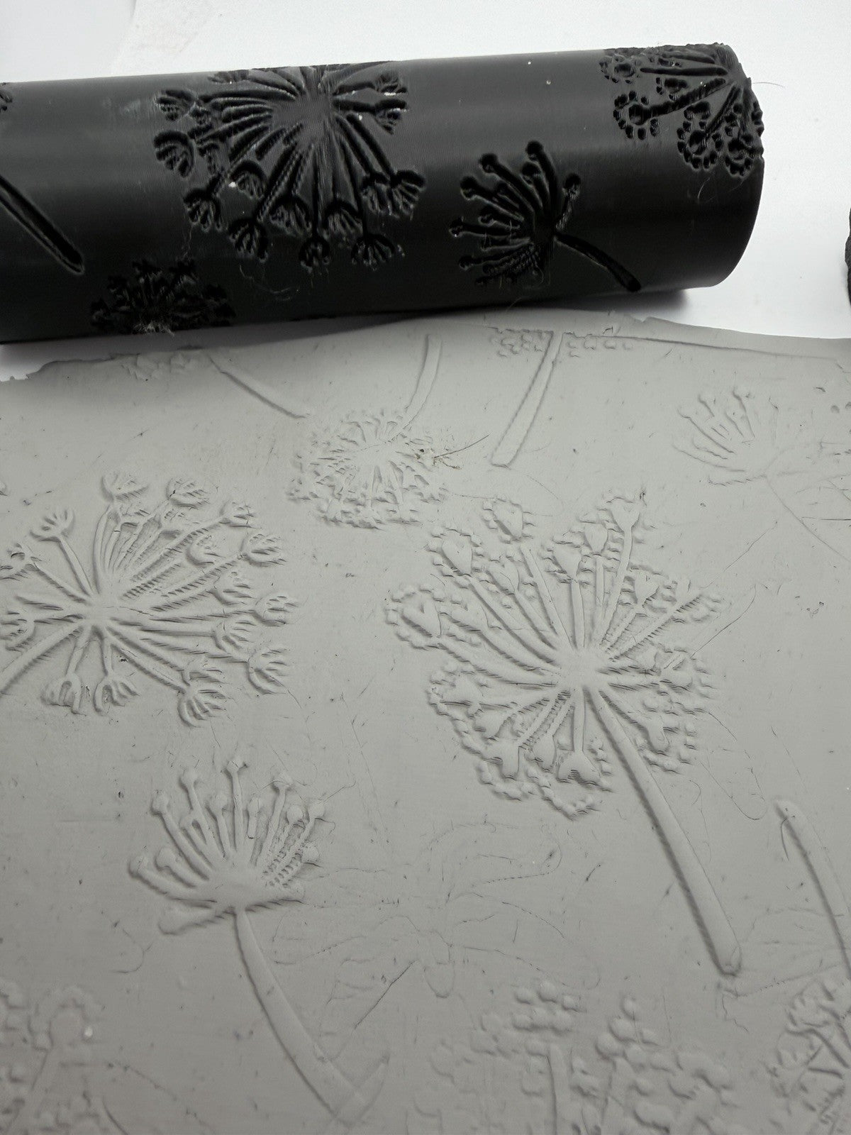 Dandelion Emboss & Deboss Texture Roller Pair No. 14
